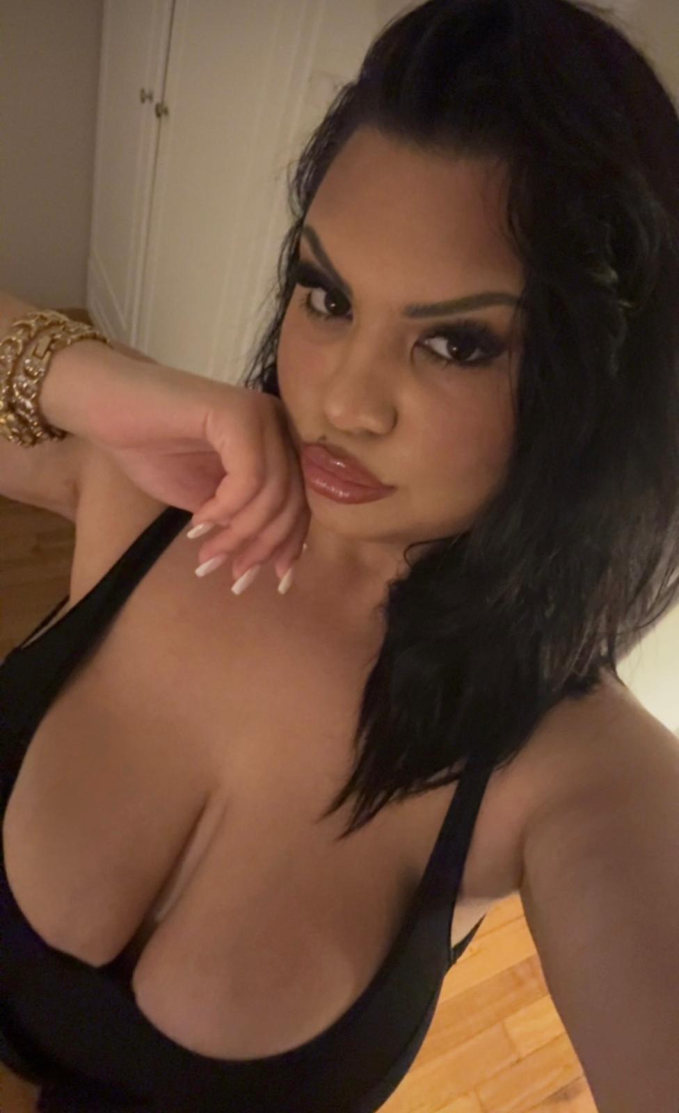 אנג'לינה – תל אביב – 28 מעסה חדשה ברונטית
