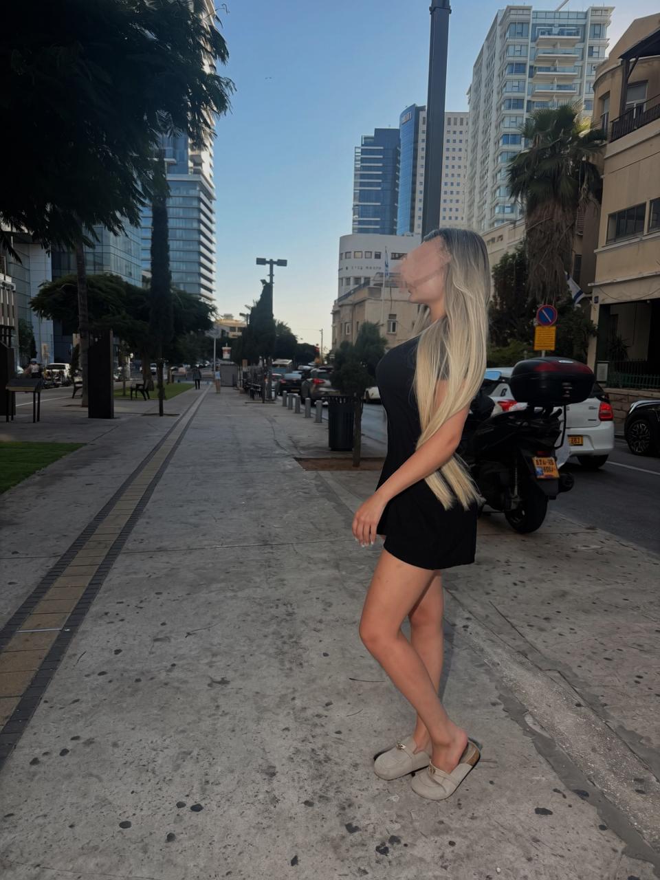 בתל אביב – מסאזיסטית חטובה