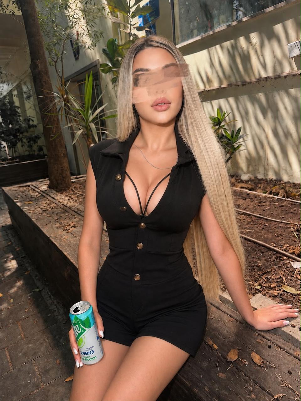 בתל אביב – מסאזיסטית חטובה