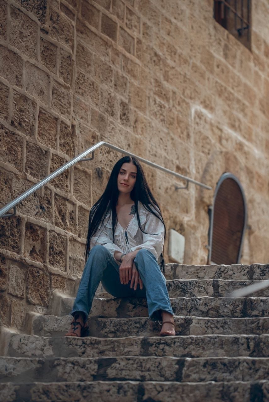 ליזה-רזה מעסה מפנקת בת 25 – תל אביב